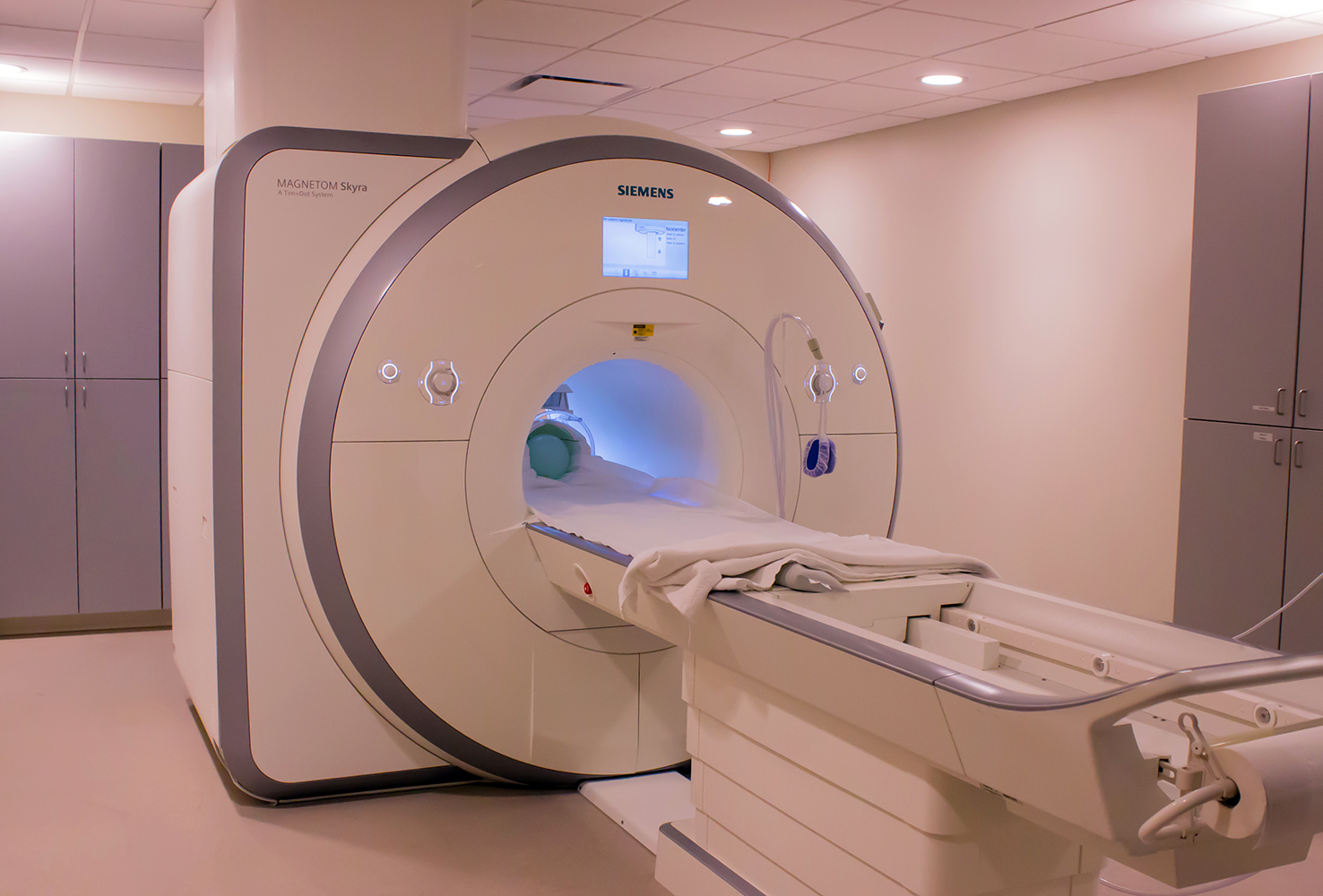 Skyra MRI machine